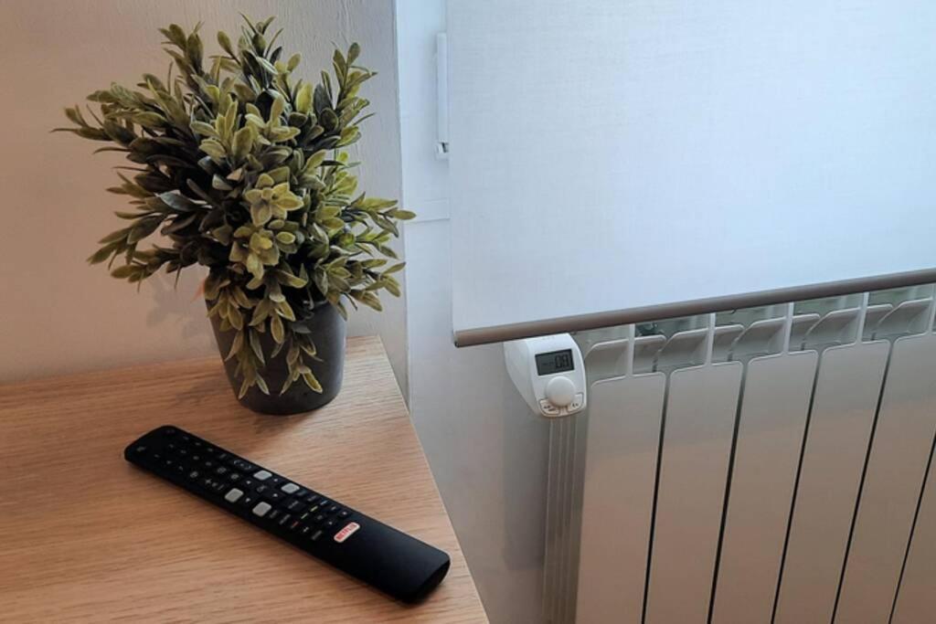 Apartamentos Milan 2 Oviedo Luaran gambar