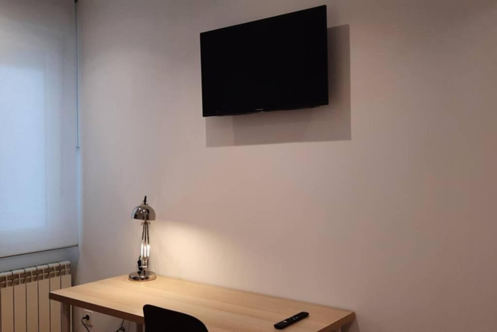 Apartamentos Milan 2 Oviedo Luaran gambar