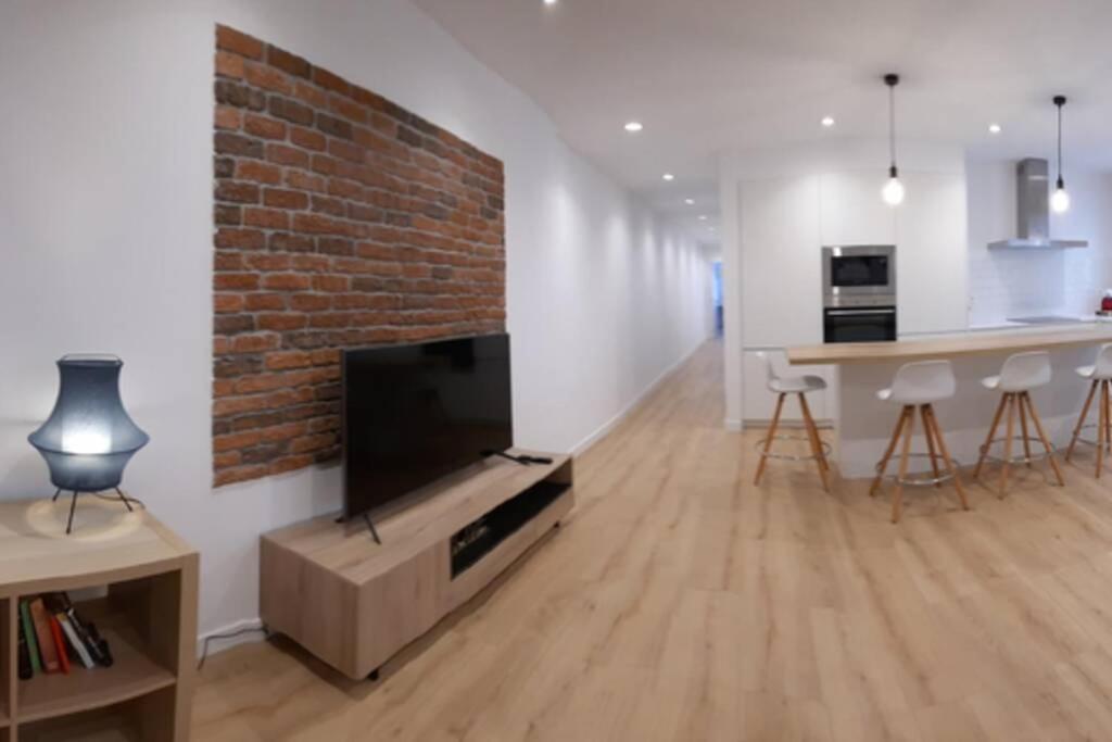 Apartamentos Milan 2 Oviedo Luaran gambar
