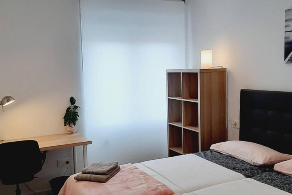 Apartamentos Milan 2 Oviedo Luaran gambar